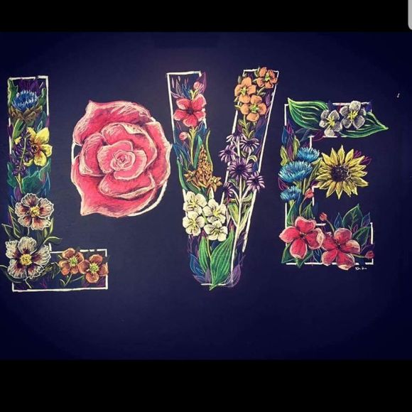 Meet your Posher, Erika - Picture 1 of 1